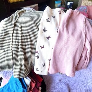 Nwt 3T old Navy 3pc ls thermal tees